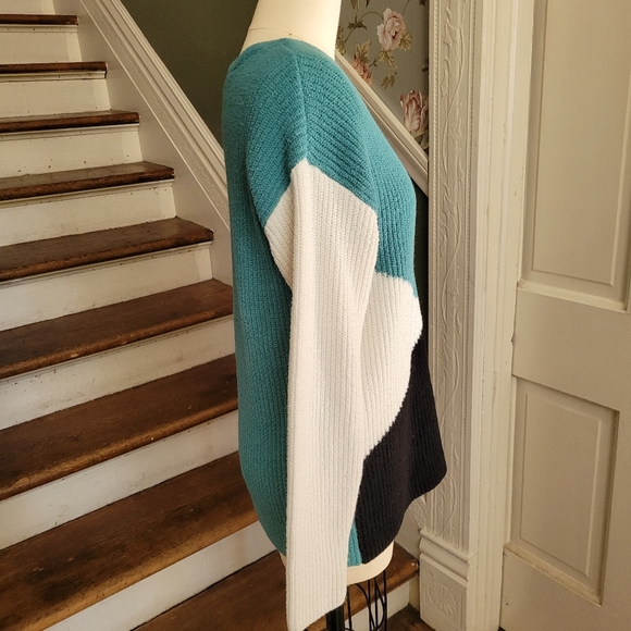 Apt 9 color block soft sweater top Small - Picture 3 of 6